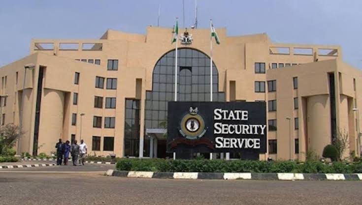 DSS Ta Gurfanar da Tsohon Jami’inta Bisa Zargin Alaƙa da IPOB